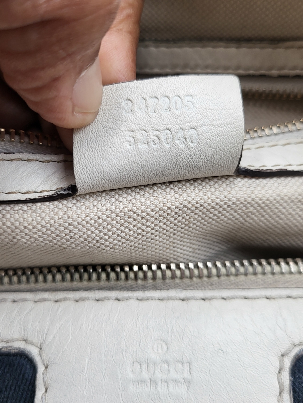 GUCCI White Lambskin Leather Web Stripe Medium Joy Boston 30,, Authentic w/COA. - Picture 9 of 16